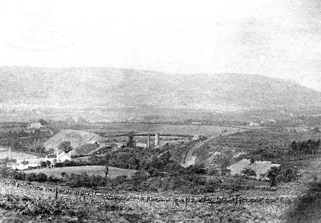 Tunnel Cottages At Blaen-Nant-Y-Groes Farm Aberdare Bagian luar foto